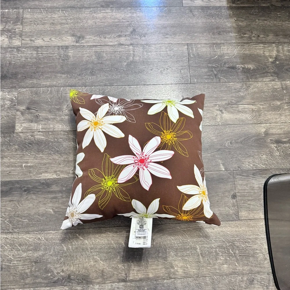 JCPenney Outdoor Oasis Throw‎ Pillow NWT